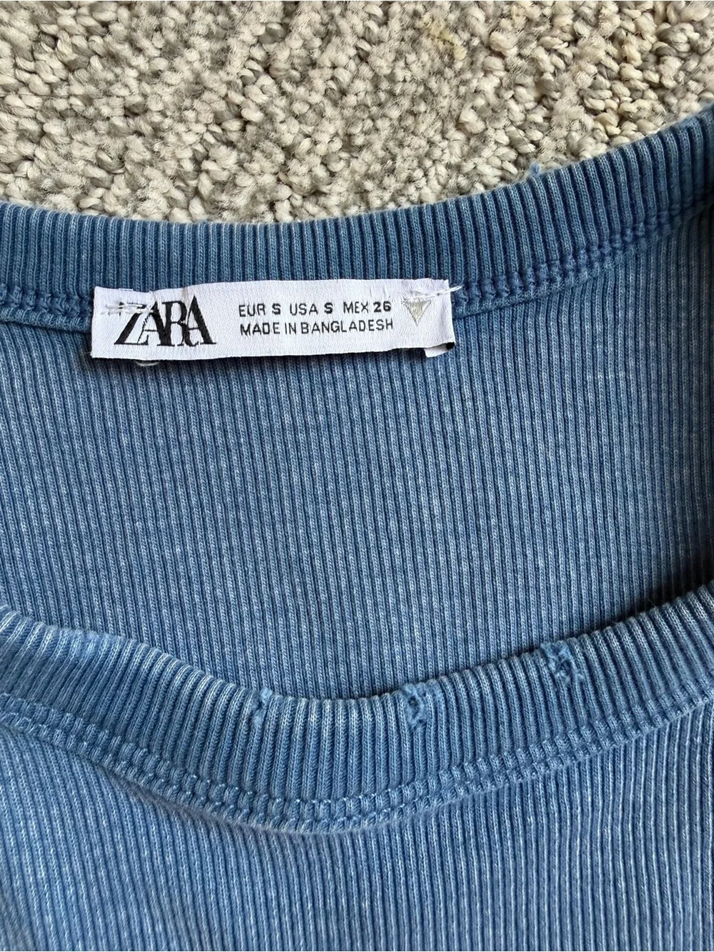H&M Red Ribbed Short Sleeve Top - Picture 3 of 3